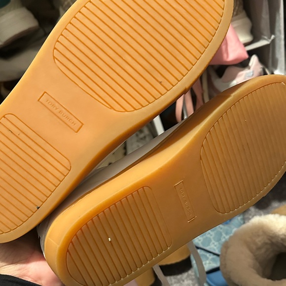 Tory Burch White & Gum Platform Sneakers - Picture 3 of 6